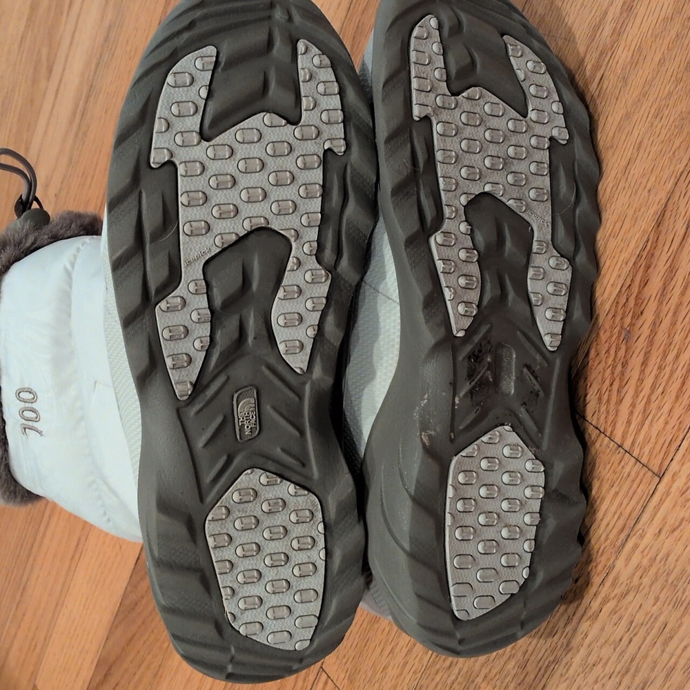 The North Face 700 Women's Nuptse Apres Booties Goose Down Insulated - Picture 10 of 14